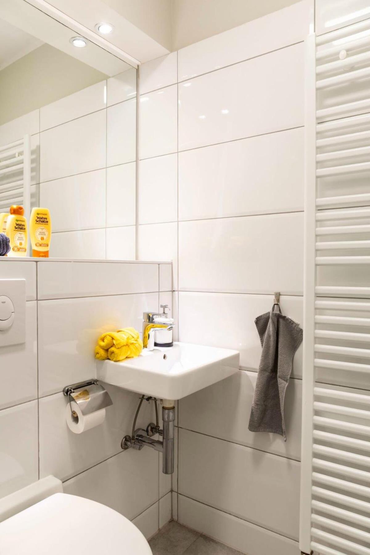 Spacious Two Br Plus Ac Plus Selfcheckin Berlin Zewnętrze zdjęcie